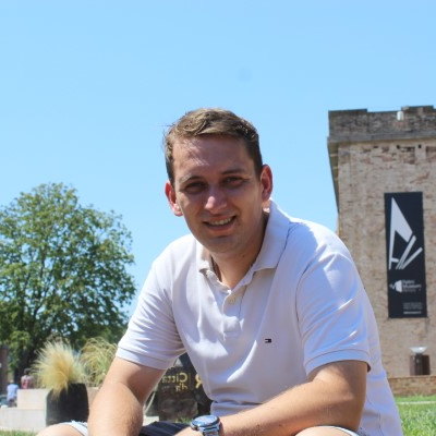 Eigenaar Let's Digital